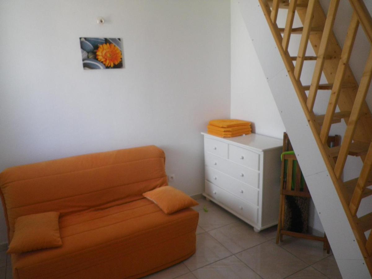 Immeuble Nebot Apartment Grand-Bourg  Ngoại thất bức ảnh